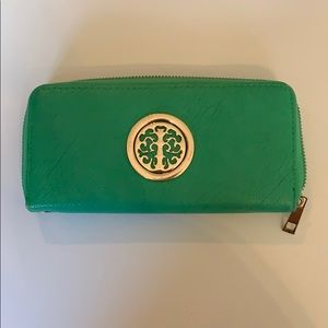 Green Wallet